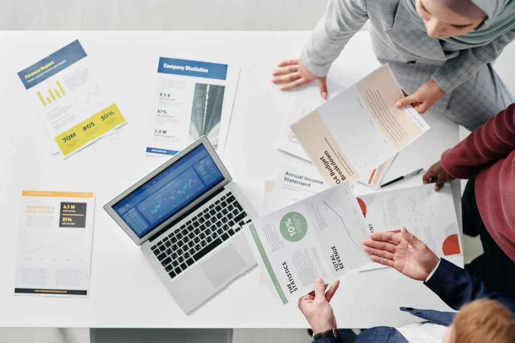 Social Media Experts for Law Firms in Route 59 Corridor, Naperville, Illinois
